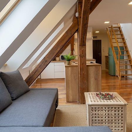 Appartement Lazy Days Attic City Center à Katowice Extérieur photo