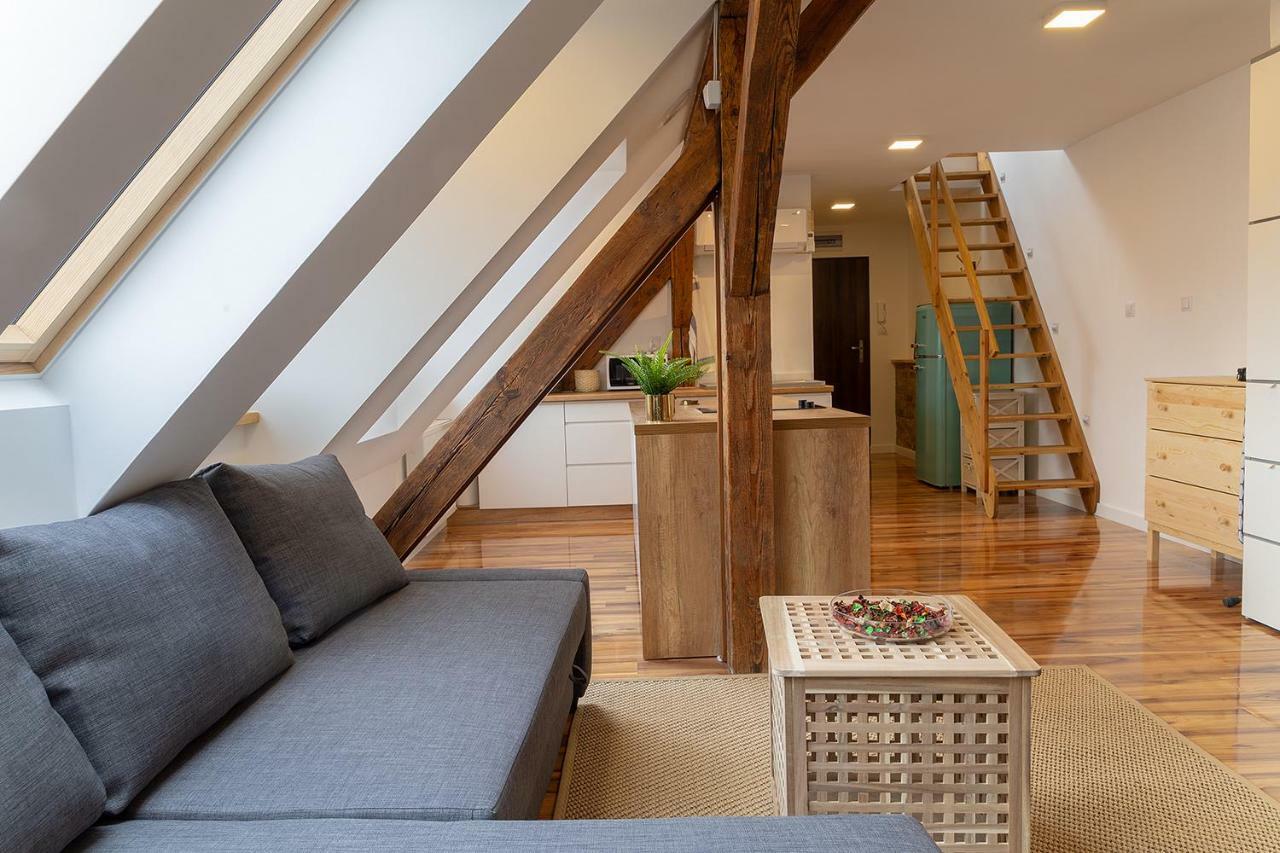 Appartement Lazy Days Attic City Center à Katowice Extérieur photo